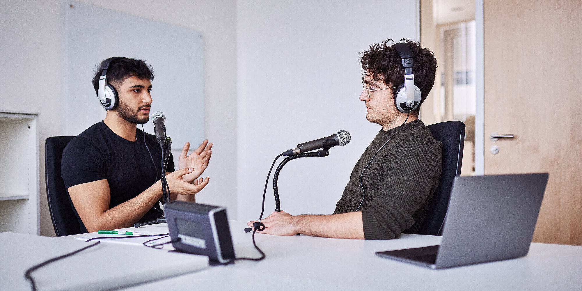 Wissenschafts-Podcasts selbst produzieren (Producing Science Podcasts) Wissenschafts-Podcasts selbst produzieren (Producing Science Podcasts)